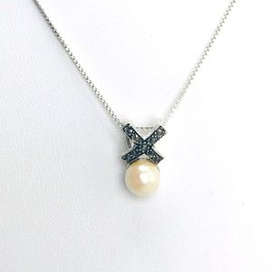 Pearl & Sterling Silver Pendant
